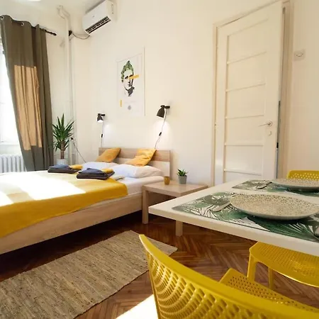 شقة Pavla Papa - Bright & *