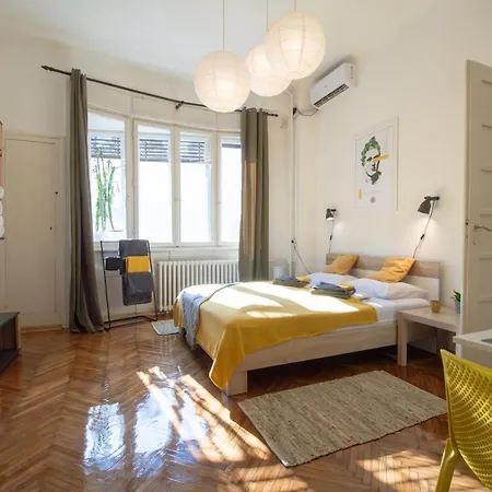 شقة Pavla Papa - Bright & نوفي ساد