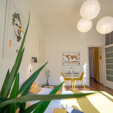 Pavla Papa - Bright &