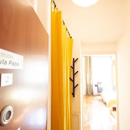 Pavla Papa - Bright & Διαμέρισμα *